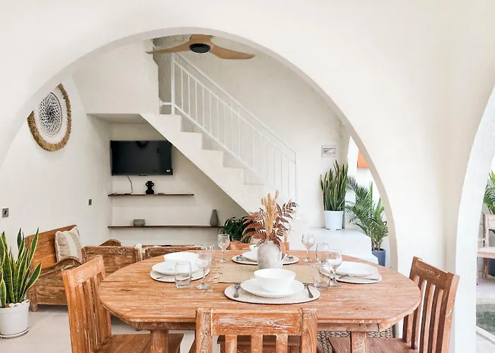 2br Seminyak, Walking Distance To Cafes And Restaurant