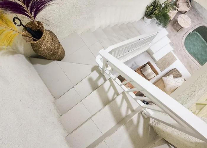 2br Seminyak, Walking Distance To Cafes And Restaurant *